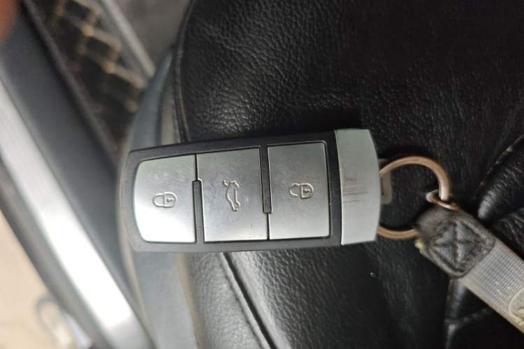 Used Volkswagen Magotan 2012 1.8TSI Luxury Model Vehicle Key
