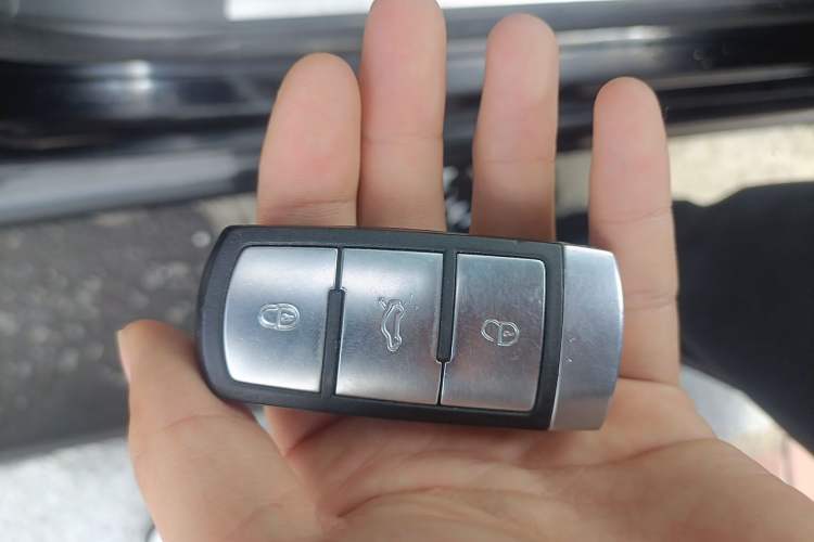 Used Volkswagen Magotan 2012 1.8TSI Prestige Model Vehicle Key
