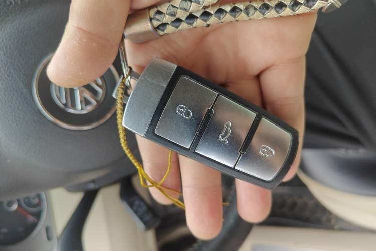 Used Volkswagen Magotan 2012 1.8TSI Luxury Model Vehicle Key