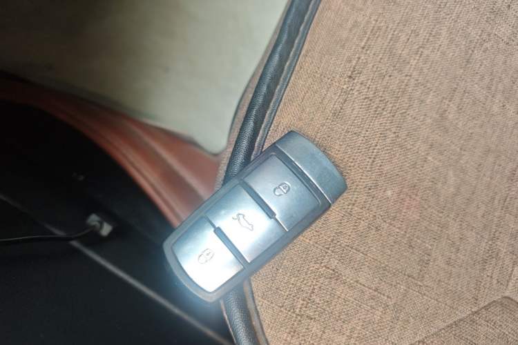 Used Volkswagen Magotan 2012 Revised 1.4 TSI Luxury Version Vehicle Key