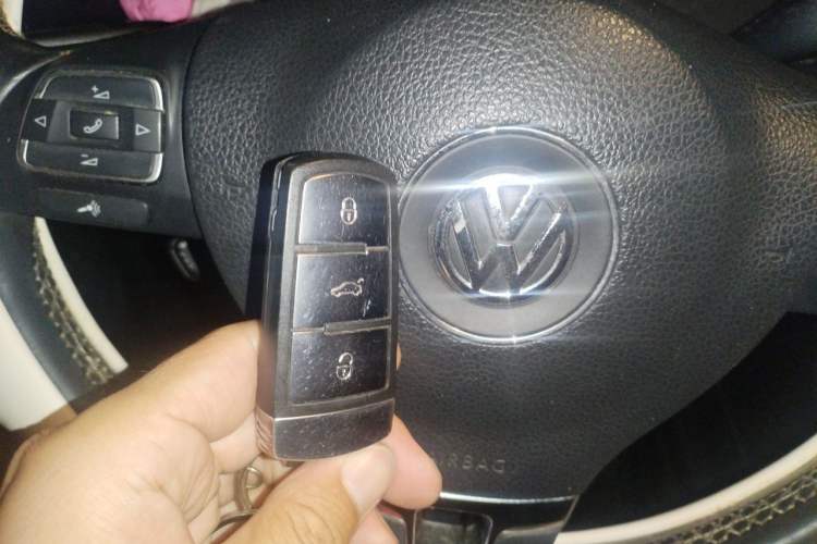 Used Volkswagen Magotan 2012 1.8TSI Prestige Model Vehicle Key