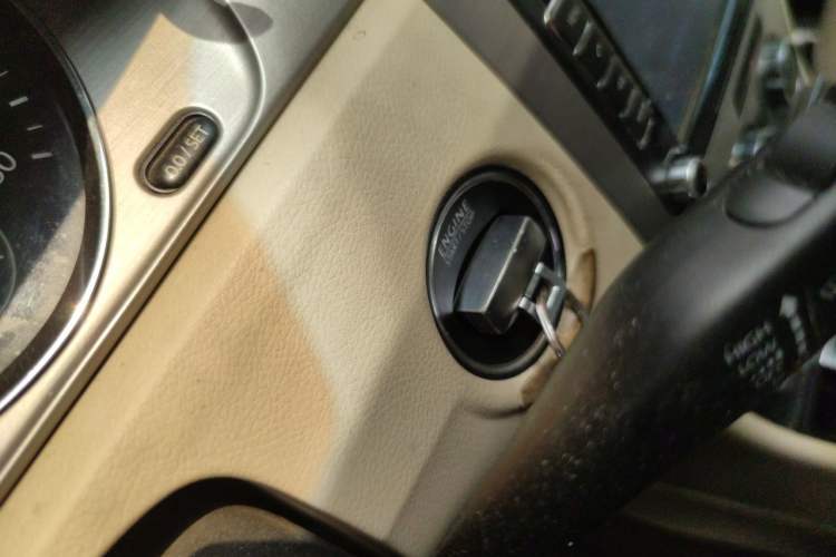 Used Volkswagen Magotan 2012 1.8TSI Luxury Model Vehicle Key