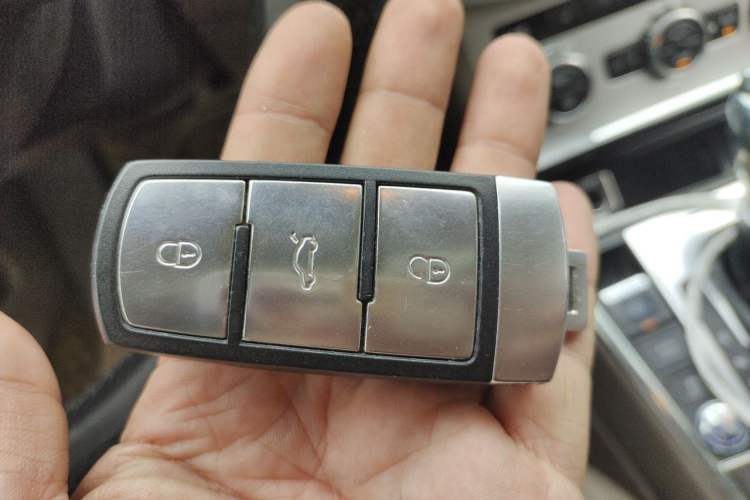 Used Volkswagen Magotan 2012 2.0 TSI Ultimate Edition Vehicle Key