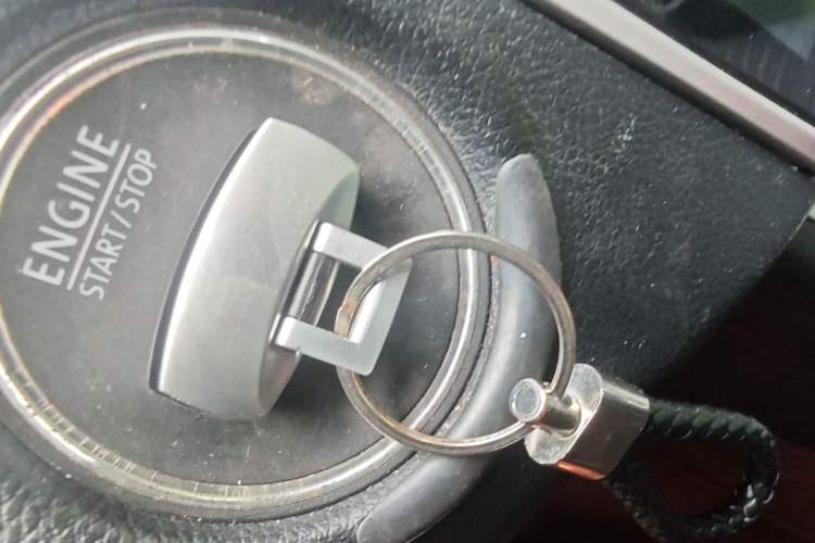 Used Volkswagen Magotan 2012 1.8TSI Luxury Model Vehicle Key