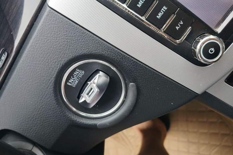 Used Volkswagen Magotan  Vehicle Key