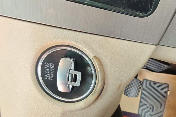Used Volkswagen Magotan 2012 Revised 1.4 TSI Comfort Version Vehicle Key