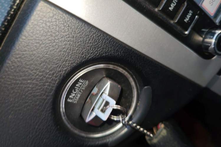 Used Volkswagen Magotan 2012 Revised 1.8TSI Luxury Version Vehicle Key