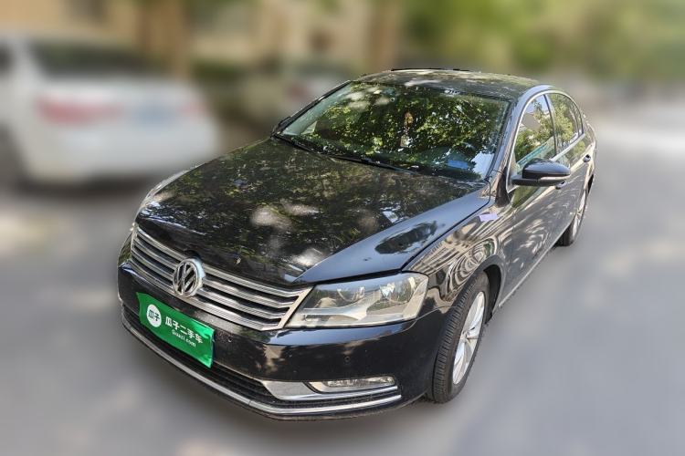 Used Volkswagen Magotan 2012 Revised Version 1.8TSI Leading Edition Guazi used car, China used car export, Used car for sale, Used  cars, Cheapest cars for sale