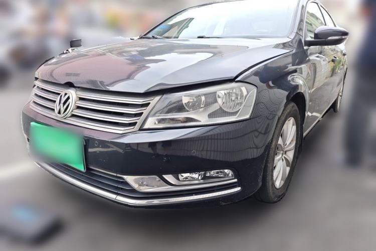 Used Volkswagen Magotan 2012 Revised Version 1.8TSI Leading Edition Guazi used car, China used car export, Used car for sale, Used  cars, Cheapest cars for sale