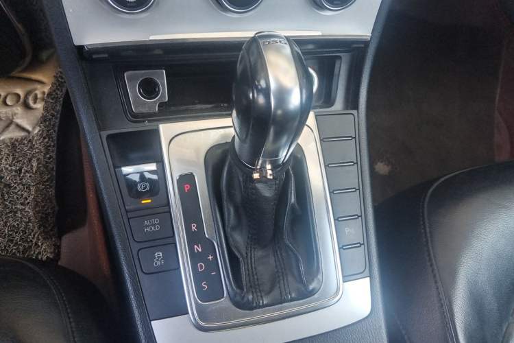 Used Volkswagen Magotan 2012 1.8TSI Luxury Model Gear Lever