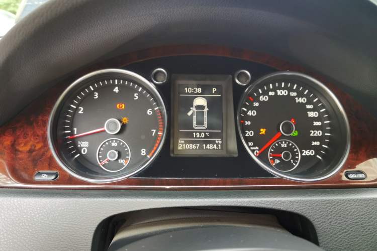 Used Volkswagen Magotan 2012 Travel Edition 2.0 TSI Comfort Version Instrument Cluster