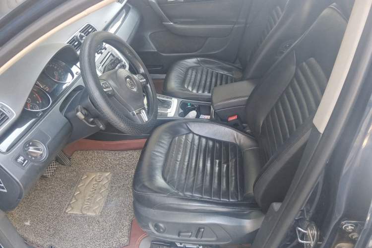 Used Volkswagen Magotan 2012 1.8TSI Luxury Model Left Front Seat