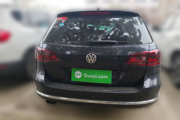 Used Volkswagen Magotan 2012 Travel Edition 2.0 TSI Comfort Version Rear