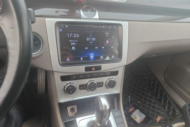 Used Volkswagen Magotan 2012 2.0 TSI Prestige Edition Audio And AC Panel