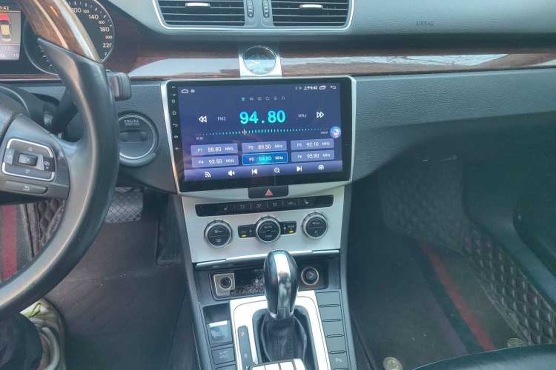 Used Volkswagen Magotan 2012 3.0 FSI Flagship Edition Audio And AC Panel