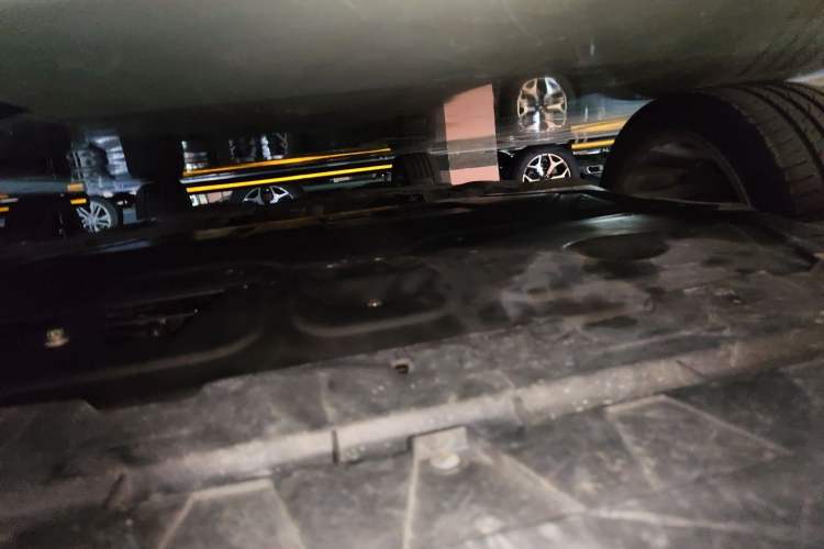 Used Volkswagen Magotan 2012 Travel Edition 2.0 TSI Comfort Version Chassis Front