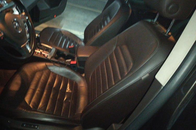 Used Volkswagen Magotan 2012 Travel Edition 2.0 TSI Luxury Version Driver Seat