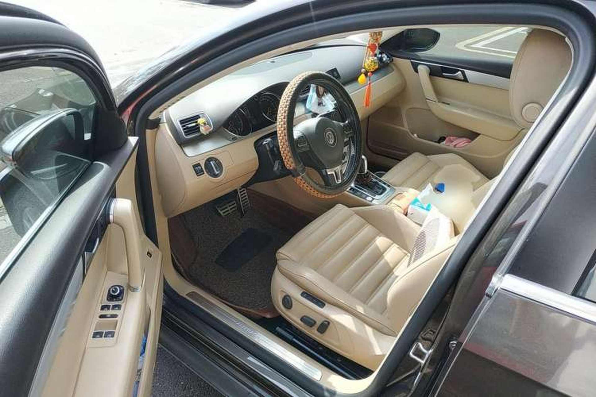 Used Volkswagen Magotan 2012 Travel Edition 2.0 TSI Four-Wheel Drive Luxury Version Driver Seat