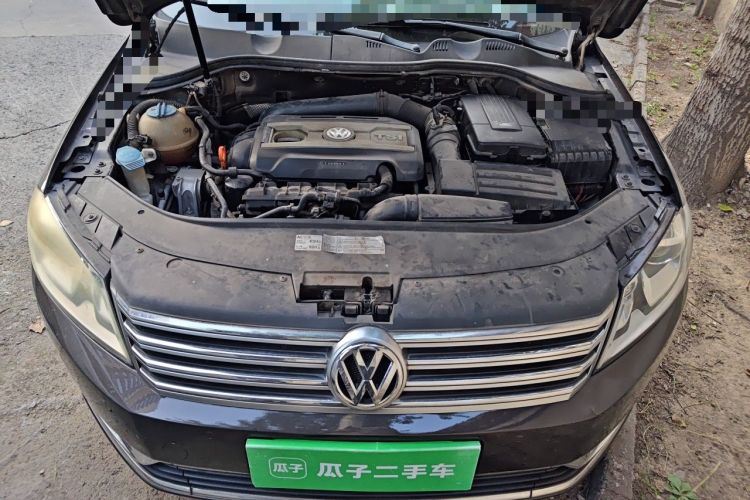 Used Volkswagen Magotan 2012 1.8TSI Prestige Model Engine Bay