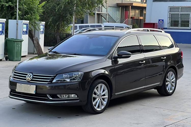 Used Volkswagen Magotan 2012 Travel Edition 2.0 TSI Comfort Version Exterior 1