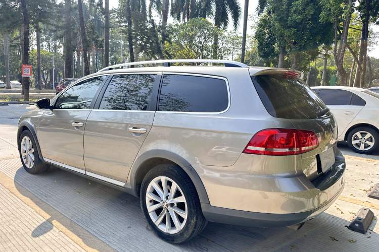 Used Volkswagen Magotan 2012 Travel Edition 2.0 TSI 4x4 Comfort Version Exterior 7