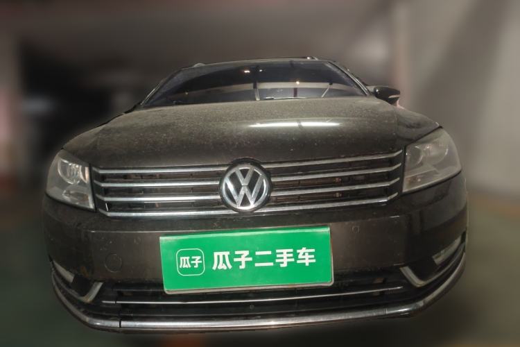 Used Volkswagen Magotan 2012 Travel Edition 2.0 TSI Comfort Version Front