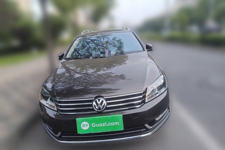 Used Volkswagen Magotan 2012 Travel Edition 2.0 TSI Comfort Version Front
