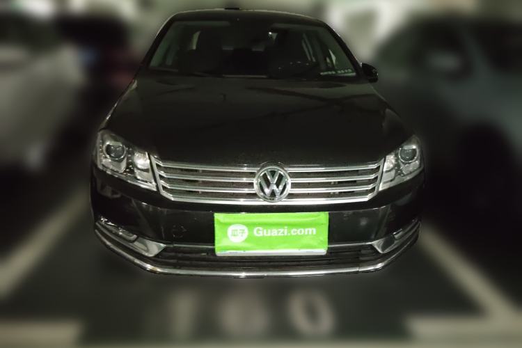 Used Volkswagen Magotan 2012 Revised Version 2.0 TSI Supreme Edition Front