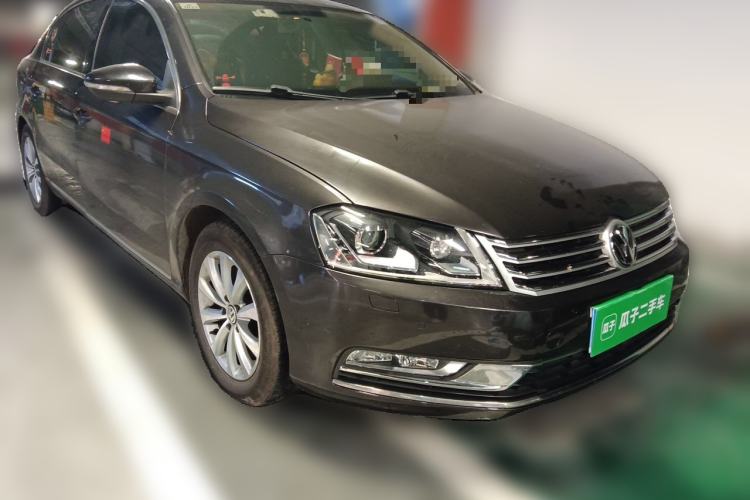 Used Volkswagen Magotan 2012 Revised 1.8TSI Luxury Version Front Right 45 Deg