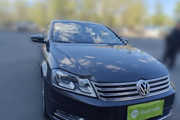 Used Volkswagen Magotan 2012 Facelift 1.8TSI Prestige Model Front Right 45 Deg