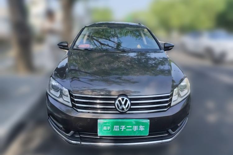 Used Volkswagen Magotan 2012 Travel Edition 2.0 TSI Comfort Version Front