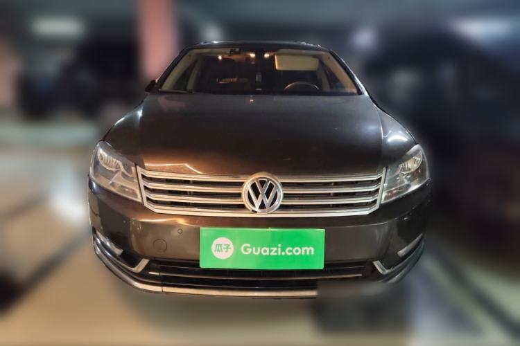 Used Volkswagen Magotan 2012 Travel Edition 2.0 TSI Comfort Version Front