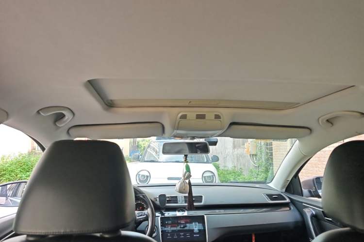 Used Volkswagen Magotan 2012 1.8TSI Luxury Model Headliner