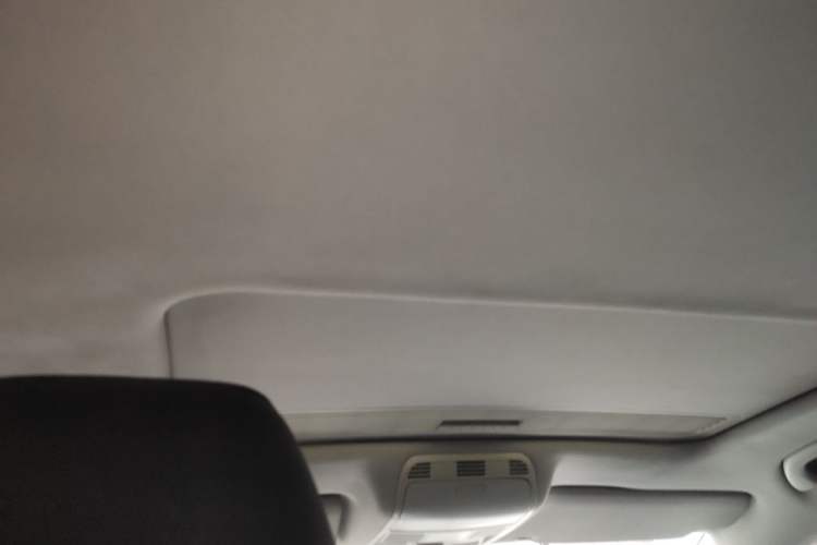 Used Volkswagen Magotan 2012 Revised 1.8TSI Luxury Version Headliner