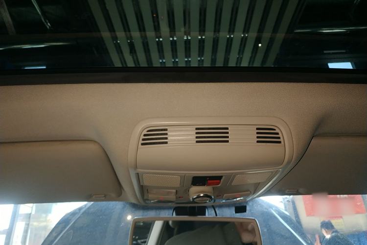 Used Volkswagen Magotan 2012 Travel Edition 2.0 TSI 4x4 Comfort Version Headliner