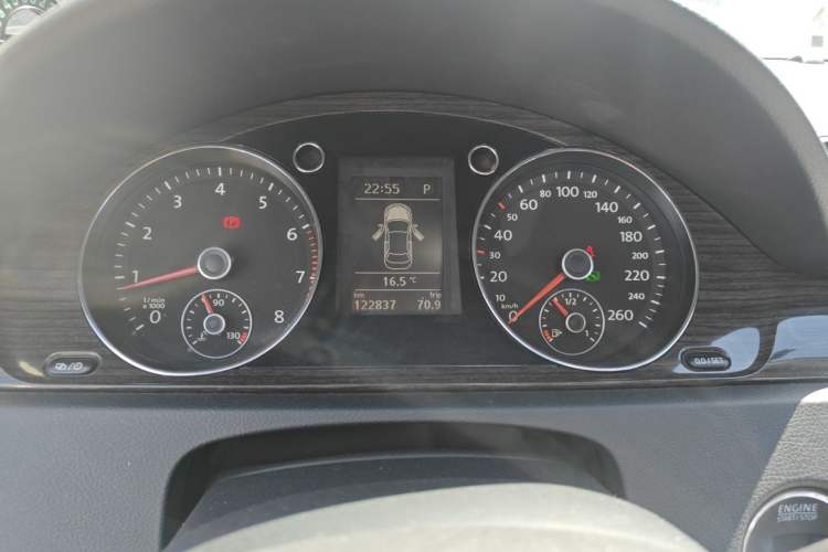 Used Volkswagen Magotan 2012 Facelift 1.8TSI Prestige Model Instrument Cluster
