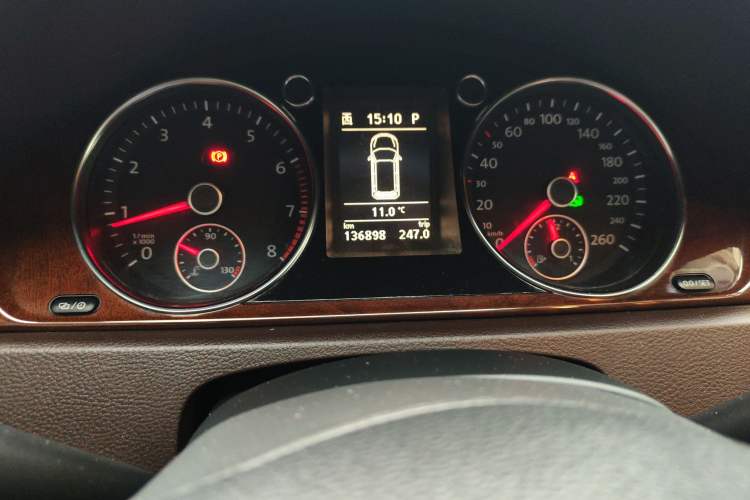 Used Volkswagen Magotan 2012 Travel Edition 2.0 TSI Comfort Version Instrument Cluster