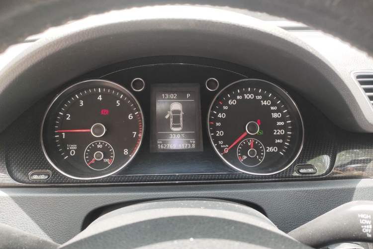 Used Volkswagen Magotan 2012 Revised 1.8TSI Luxury Version Instrument Cluster