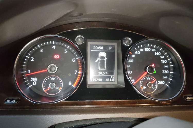 Used Volkswagen Magotan 2012 Travel Edition 2.0 TSI Comfort Version Instrument Cluster