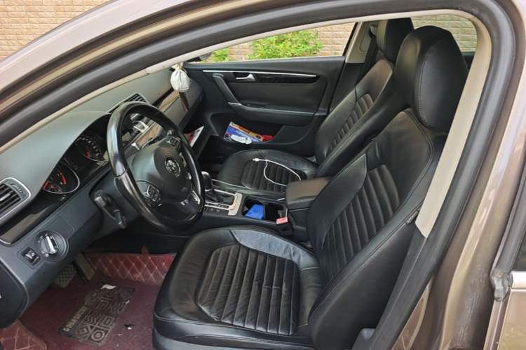 Used Volkswagen Magotan 2012 1.8TSI Luxury Model Left Front Seat