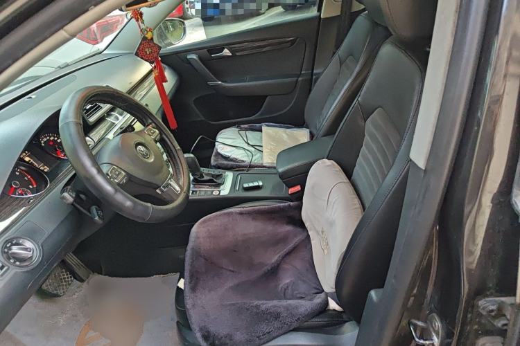 Used Volkswagen Magotan 2012 1.8TSI Prestige Model Left Front Seat