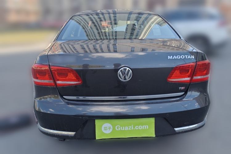 Used Volkswagen Magotan 2012 Facelift 1.8TSI Prestige Model Rear