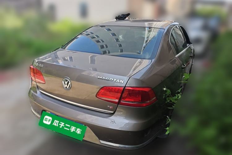 Used Volkswagen Magotan 2012 1.8TSI Luxury Model Rear Right 45 Deg