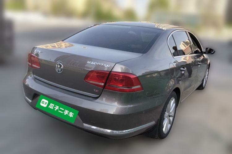 Used Volkswagen Magotan 2012 Facelift 1.8TSI Prestige Model Rear Right 45 Deg