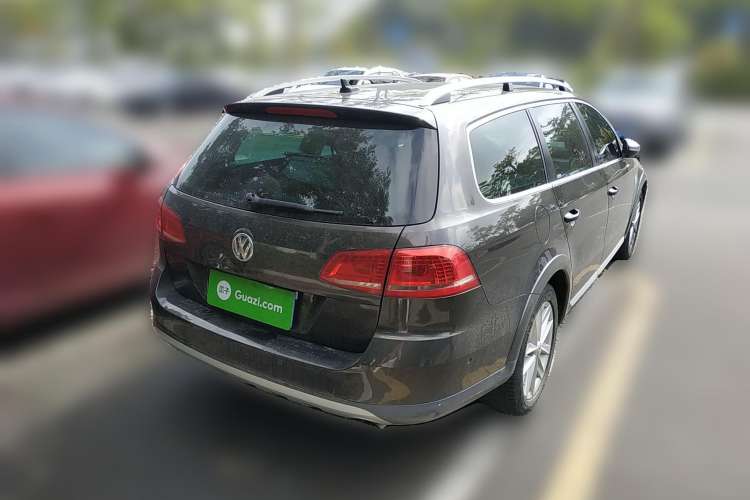 Used Volkswagen Magotan 2012 Travel Edition 2.0 TSI Four-Wheel Drive Luxury Version Rear Right 45 Deg