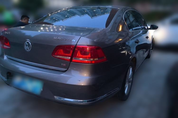 Used Volkswagen Magotan 2012 Revised 1.8TSI Luxury Version Rear Right 45 Deg