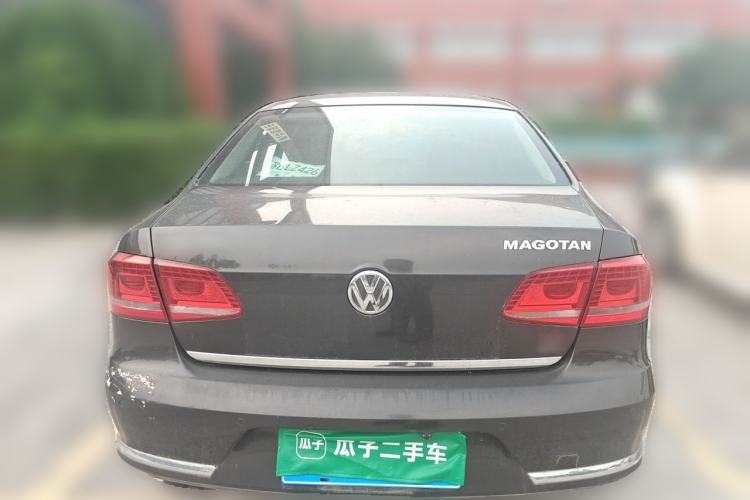 Used Volkswagen Magotan 2012 2.0 TSI Prestige Edition Rear