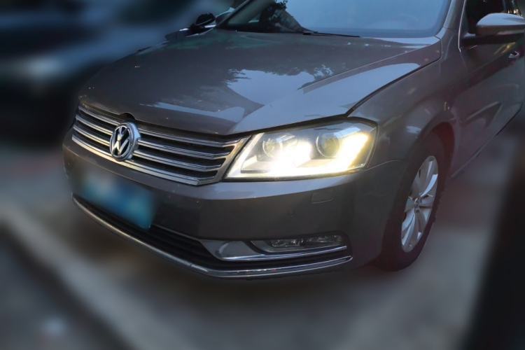 Volkswagen Magotan 2012 Revised 1.8TSI Luxury Version مستعملة Guazi used car, China used car export, Used car for sale, Used  cars, Cheapest cars for sale