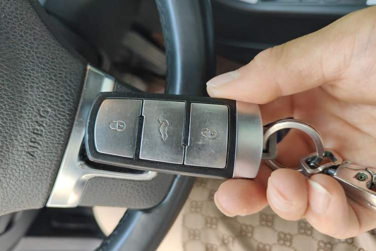 Used Volkswagen Magotan 2012 1.8TSI Luxury Model Vehicle Key
