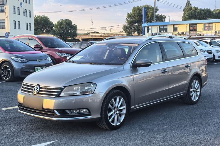 Used Volkswagen Magotan 2012 Travel Edition 2.0 TSI Comfort Version Guazi used car, China used car export, Used car for sale, Used  cars, Cheapest cars for sale
